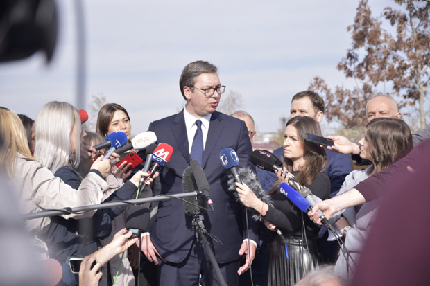 Вучић: Озбиљни притисци на нашу војску и наменску индустрију, јер многи тешко подносе нашу неутралност